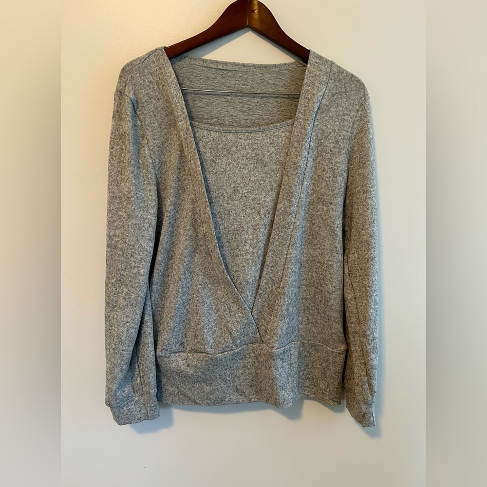 SHEIN Light Gray V-Neck Long Sleeve Sweater Women’s XL 12 NWOT